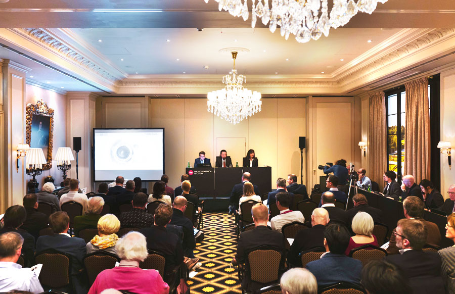 Photographica Auction